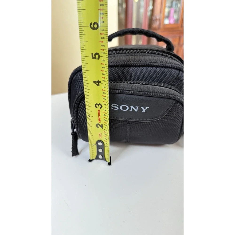 Sony black soft nylon‎ carrying case for cameras and camcorders